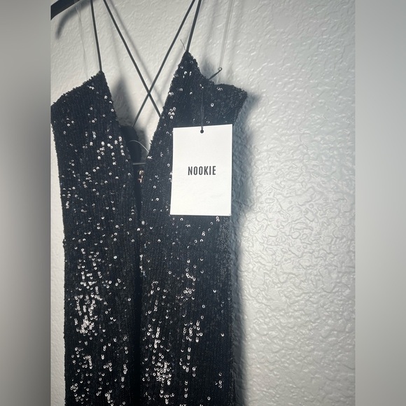 NWT Revolve Nookie Black Sequined Supreme Mini Dress With Plunging Neckline - Picture 7 of 7